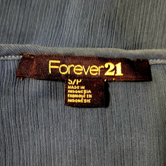 Forever 21 Sheer Blouse - Picture 5 of 5